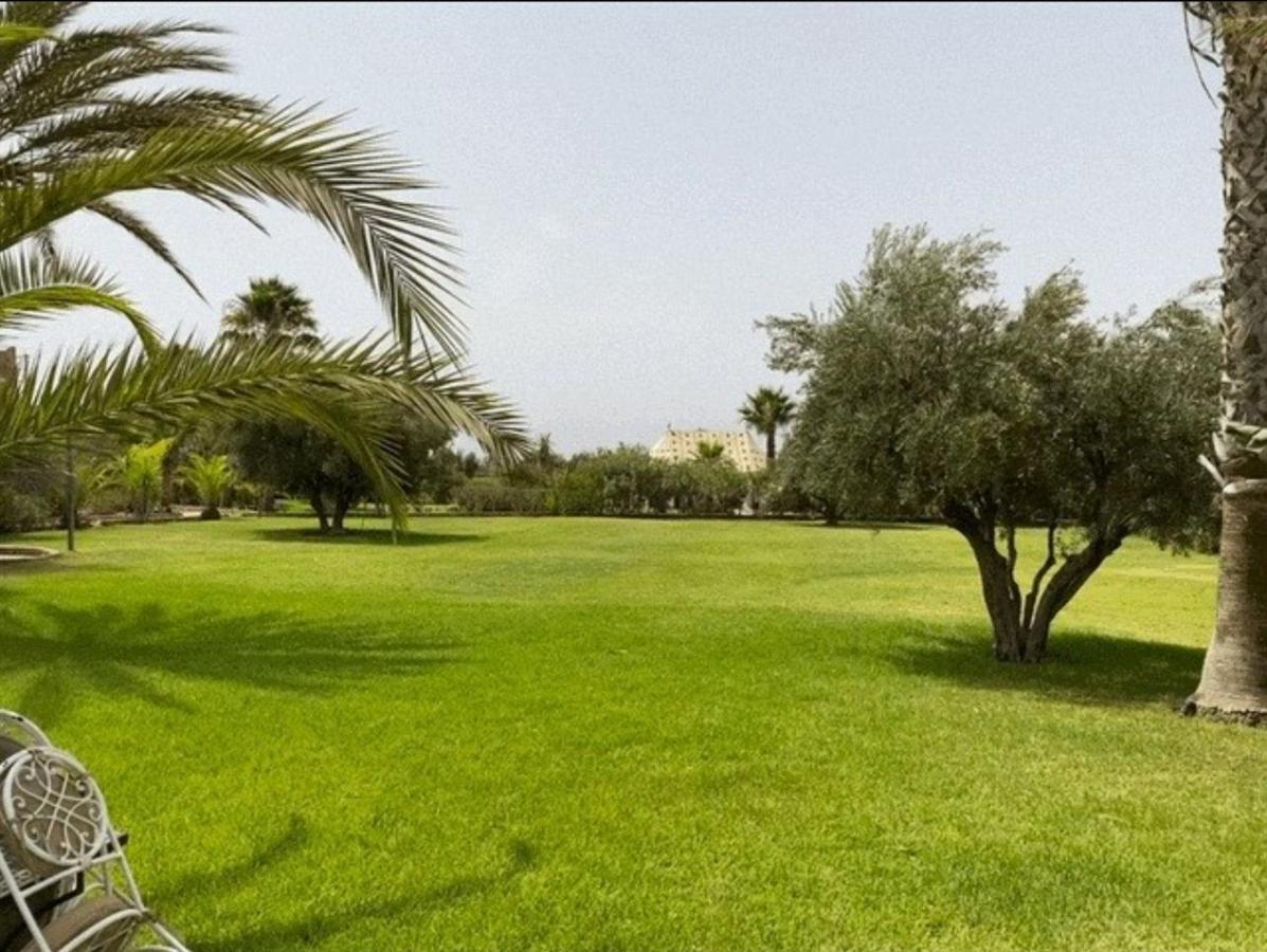 Les Jardins D Isis Hotel Маракеш Екстериор снимка